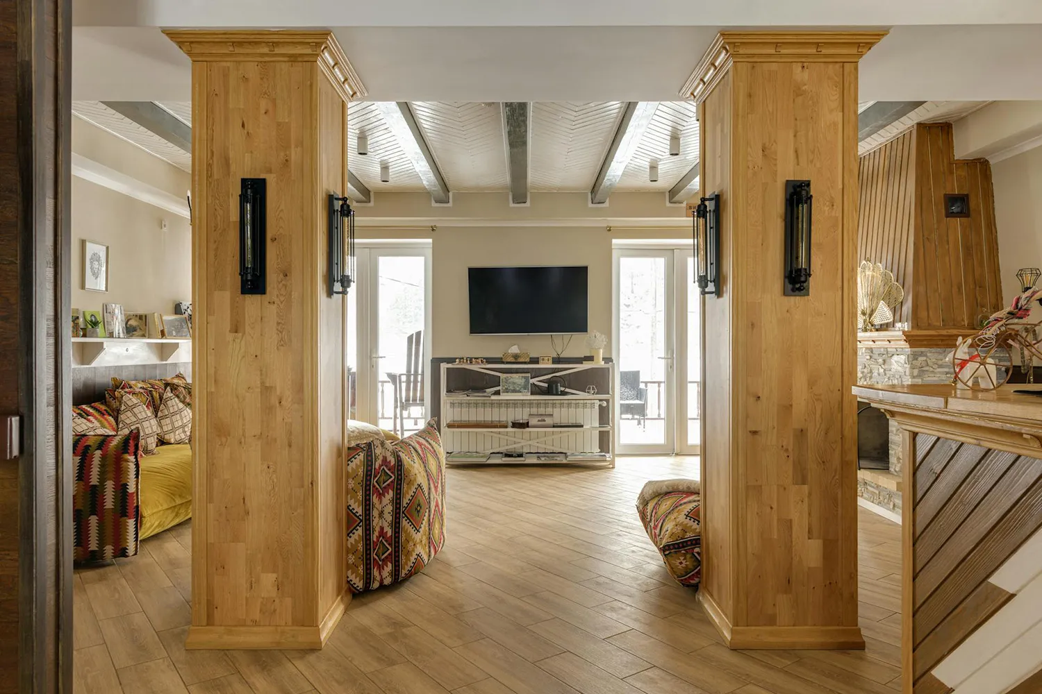 Eco Style and Skylights: A Unified Spatial Concept