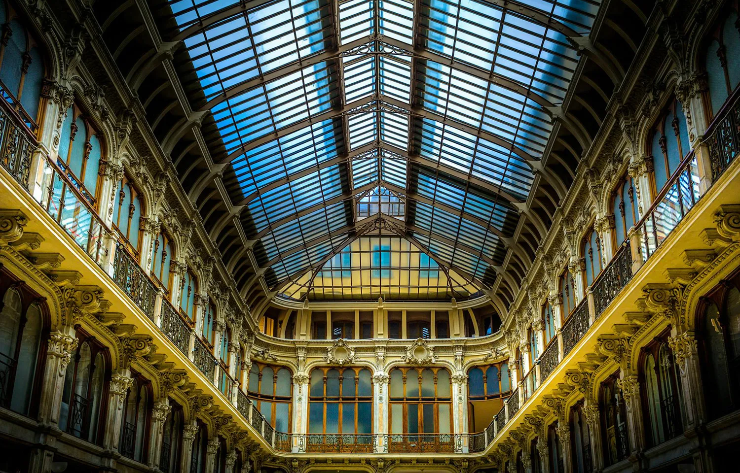 Skylights as a Language of Light: Functions & Innovation