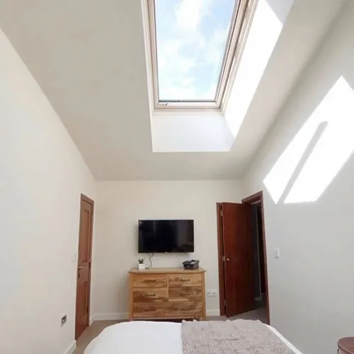 Fixed or Venting Skylights: Which One Is Best for Your Home?