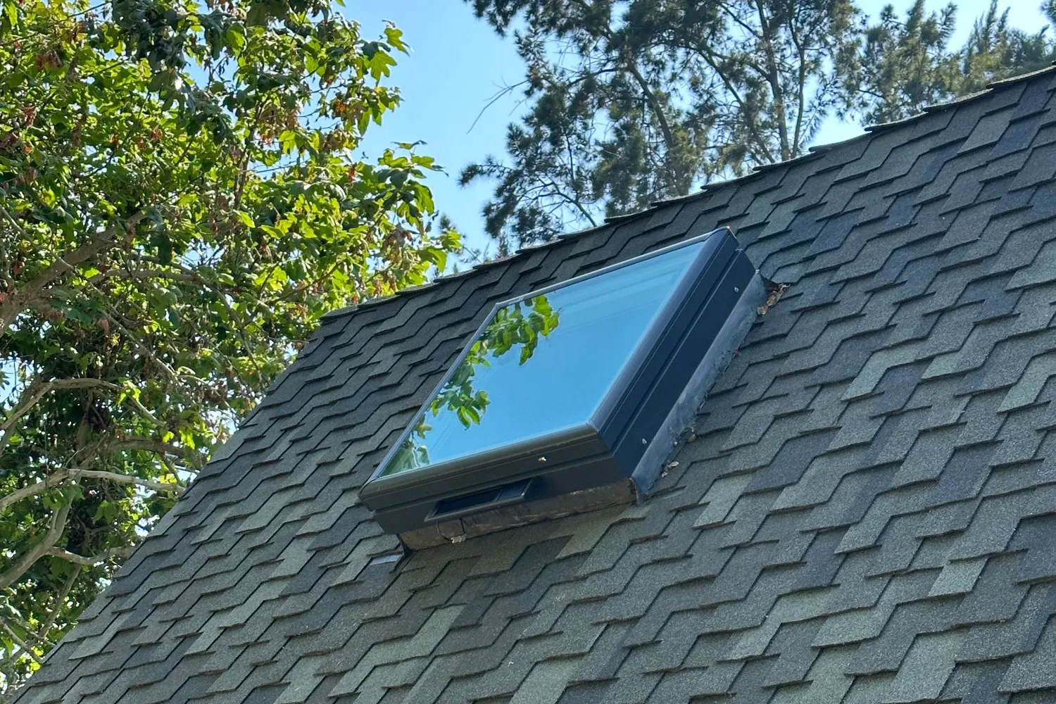 Skylights and Air Conditioners: Can One Replace the Other?